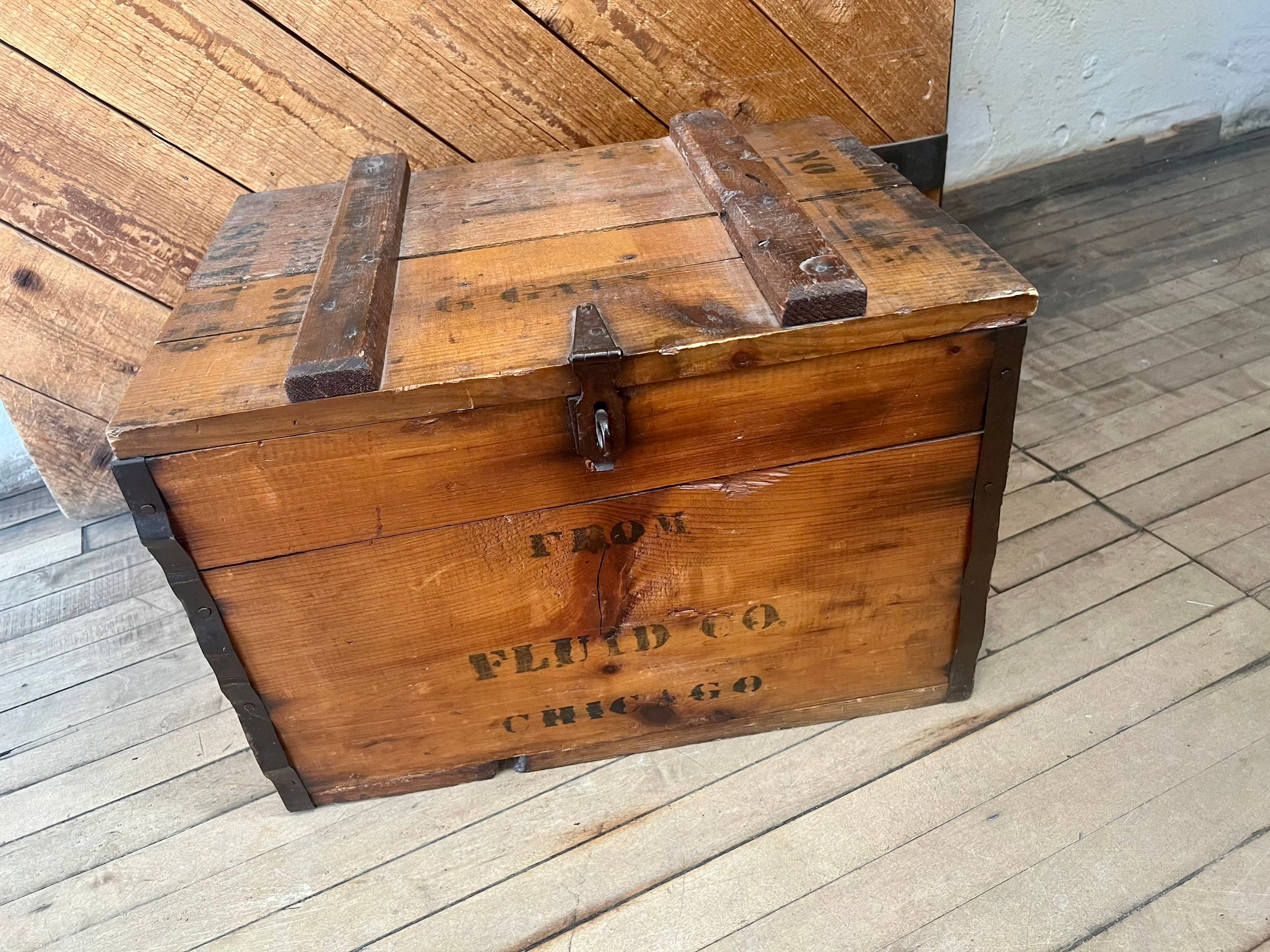 Vintage Wooden Bottle Crate Divided Storage Box Wall Hanging Shelf