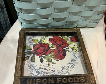 Ripon Foods Display Top con bisagras para abrir Tienda general Rustic Farmhouse Wedding Vintage Frames Decoración primitiva Modern Farmhouse Metal Glass