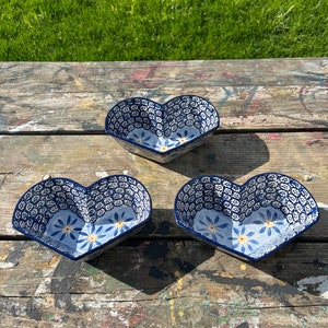 Temptations Heart Shaped Bowls Old World by Tara Blue and Yellow Flowers Bakeware Casseroles Dishes Serveware Gifts Nesting Hearts Ovenware