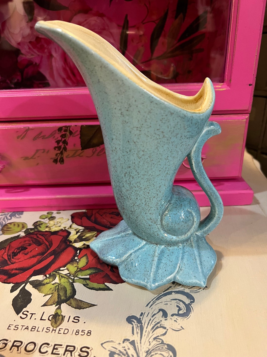 Vintage Red Wing Cornucopia Vase 1356 Blue Speckled Art Deco MCM Mid Century Pottery Leaf Vase