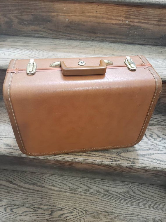 Vintage Taperlite Train Case Tan Luggage Cosmetic 