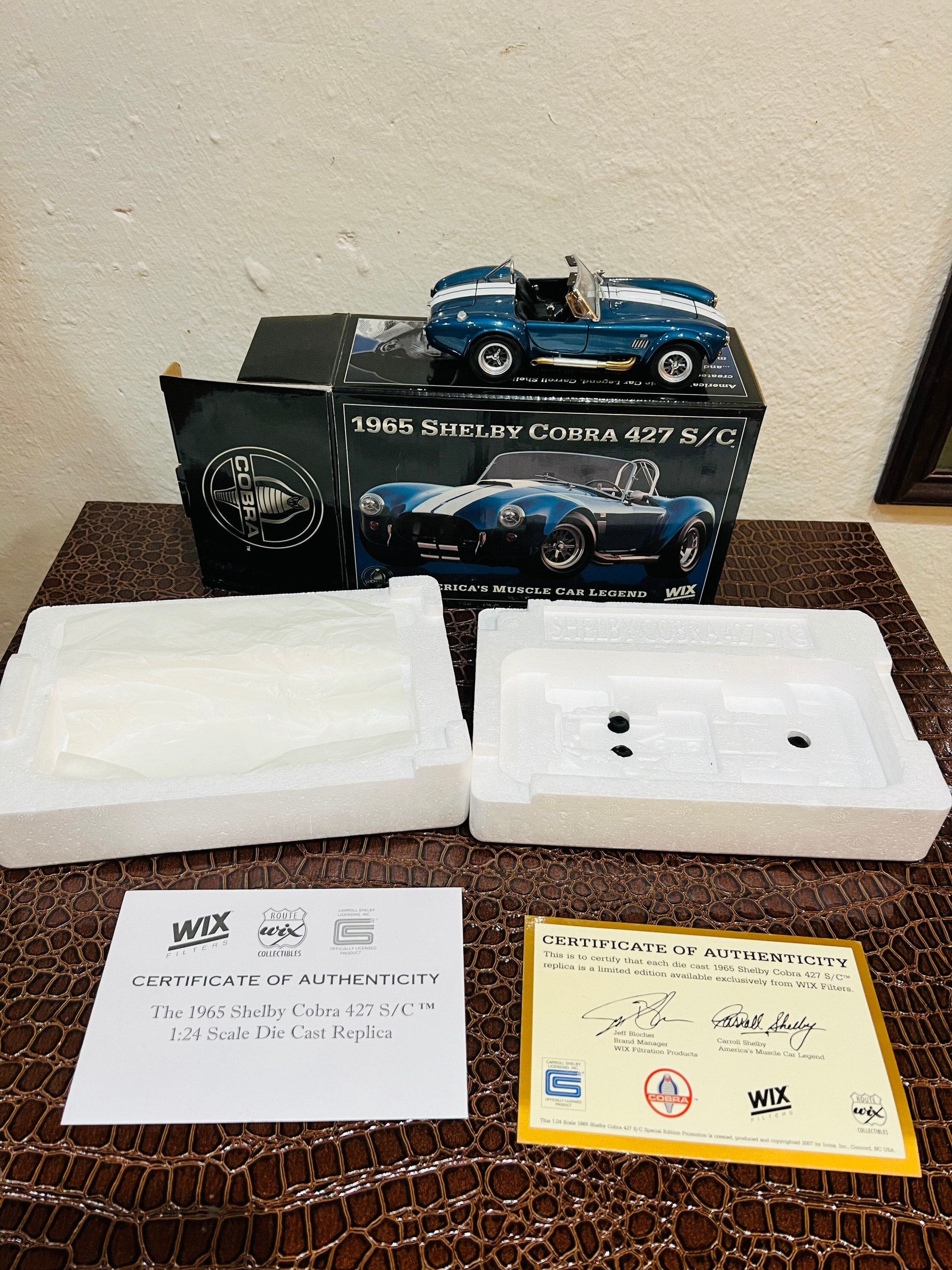 1965 Shelby Cobra 427 S/C Metal Die Cast Car Wix Filters