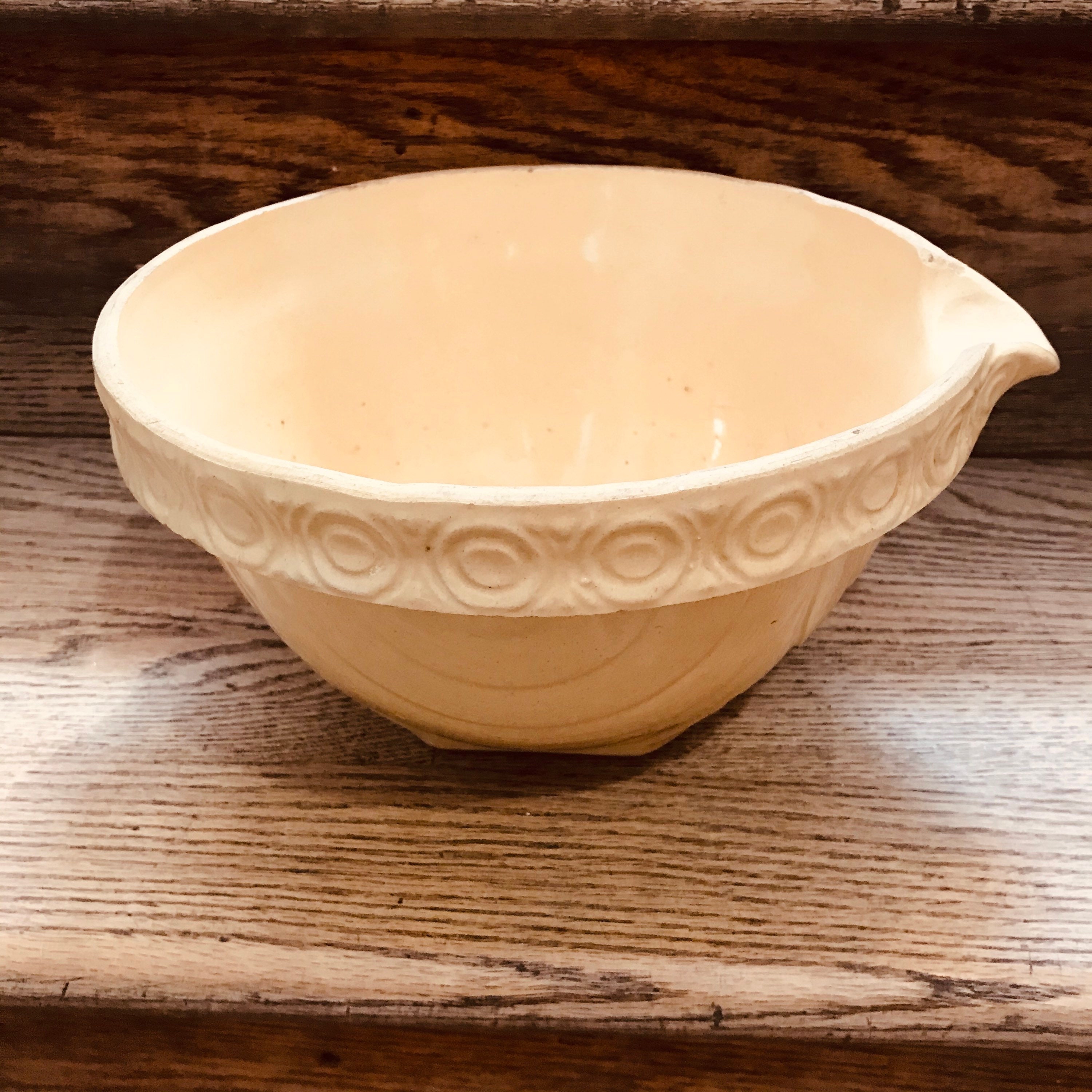 Mixing Bowls with Handles, Spout Mixing Bowl, Steak Sauce Bowl, Porcelain  Spout Bowl, Handy Serving BowlSpout Mixing Bowl Steak Sauce Bowl Porcelain  Spout Bowl Handy Serving Bowl Drainage Cup 