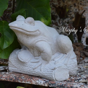 Frog Toad on Log Solid Concrete Statue image 1