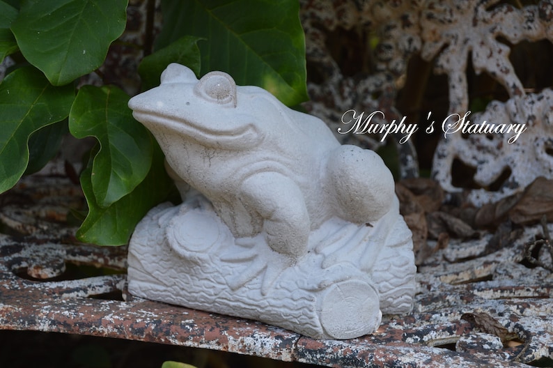 Frog Toad on Log Solid Concrete Statue image 1