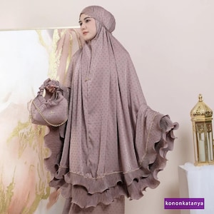 Al-Mecca Lora Series Premium 2-in-1 Luxury Silk Mukena - Uragiri Design, Women Prayer Set, Prayer Dress, Mukena, Prayer Set