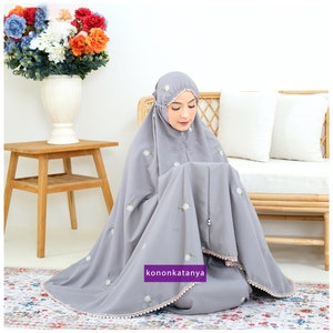 How Blossoms Unfold The Elegance of Floral Daisy Embroidery in Jennabia Mukena, Women Prayer Set, Prayer Dress, Mukena, Prayer Set