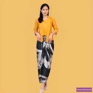 Stand Out with Kutubaru Brocade Kebaya Set Ideal for Celebrations,Kebaya Dress,Kebaya,Kebaya Modern,Kebaya Encim,Kebaya Bali,Kebaya Set