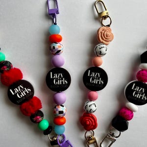 HBTQ Bokliknande Pärlband för E-läsare | Lazy Girls Bokklubb