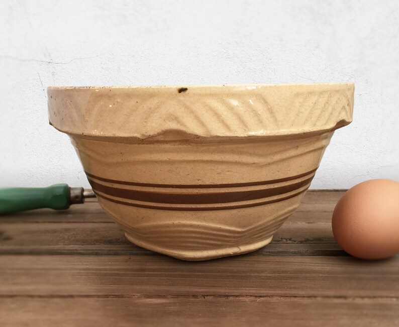 Roseville Pottery 104 US Vintage Yellowware Bowl with Brown Bands McCoy Pottery Bowl Rustic Kitchen Decor Stoneware Mixing Bowl