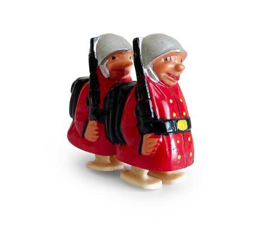 Vintage Toy Soldier Hap and Hop Ramp Walker Marx Toys WWII Soldiers Plastic Pull Incline Walkies Red Uniform Made in Hong Kong Etsy Sweden