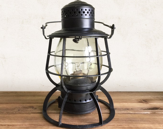 Antique Railroad Lantern, R.R. Signal Lamp & Lantern Co. New York With