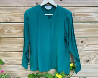 1980er Jahre Seide Langarm Grün Hemd, Jewel Tone Emerald Button Down, klein Medium