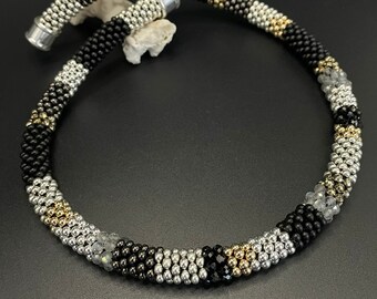 Elegant Bead Crochet Necklace: Labradorite, Spinel, Pyrite