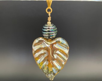 Glass leaf pendant, leaf pendant, lampwork glass pendant, leaf jewelry, nature jewelry, artisan jewelry, Sher Berman