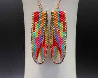 Peyote Stitch Earrings, woven Möbius Strip, multi color earring, Peyote Stitch Earrings, woven earrings, Artisan Jewerly, Sher Berman