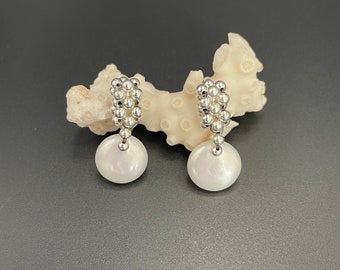 Fresh water pearl Earrings, pearl earrings, silver Earrings, woven earrings, pearl, Artisan Jewelry, Sher Berman