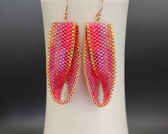 Peyote Stitch Woven Earrings, Möbius Strip Earrings, gold earrings, pink earrings, bead weaving, Artisan Jewelry, Sher Berman