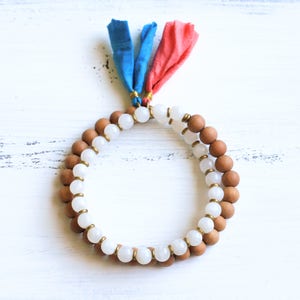 Moonstone Mala Bracelet, Sandalwood Mala Beads, Prayer Beads, Moonstone Bracelet, Yoga Jewelry, Boho Jewelry