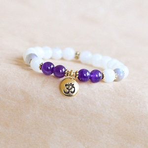 Moonstone Mala Bracelet, Om Bracelet, Wrist Mala Beads, Yoga Jewelry, Amethyst, Labradorite, Spiritual Jewelry, Healing, Stress Relief