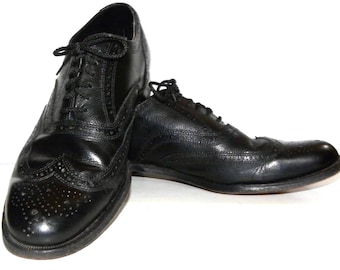 Vintage Florsheim Wingtip Shoes | Black Leather Brogues Oxford Leather | Men's size 10 D