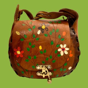 70’s ヴィンテージ ハンドバッグ フラワー Medium Vintage 70's Hand Tooled Painted Brown Leather Flower