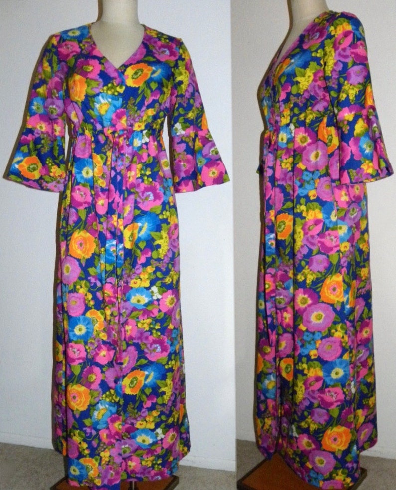 1960s 60s Floral Kaftan MOD Flower MAXI House Dress Psychedelic JEZEBEL California Vintage