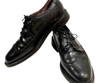 Vintage Hanover Black Leather Wingtips Longwings | USA 9.5 EEE