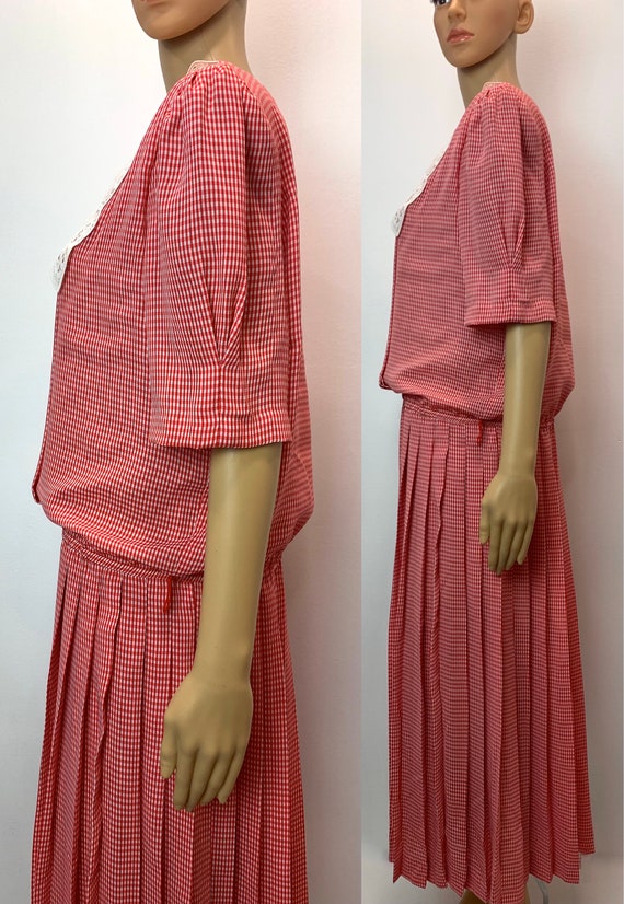 80s 90s Red & White Gingham Midi Dress | Pleated … - image 10