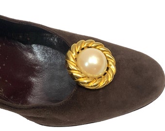 Grandi clip per scarpe barocche in oro e perle anni '80