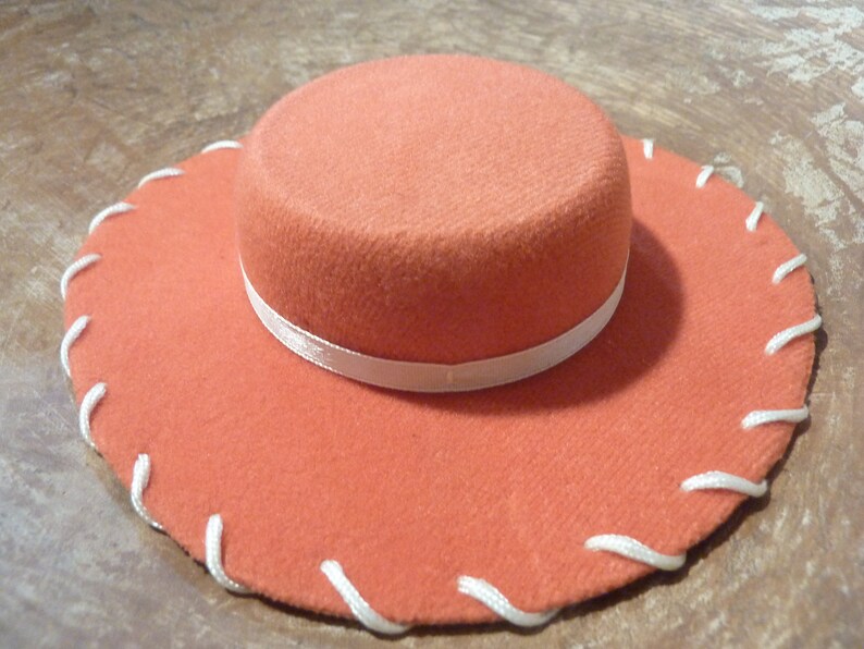 3013 Woody Jessi Cowgirl Cowboy Hat Toy 