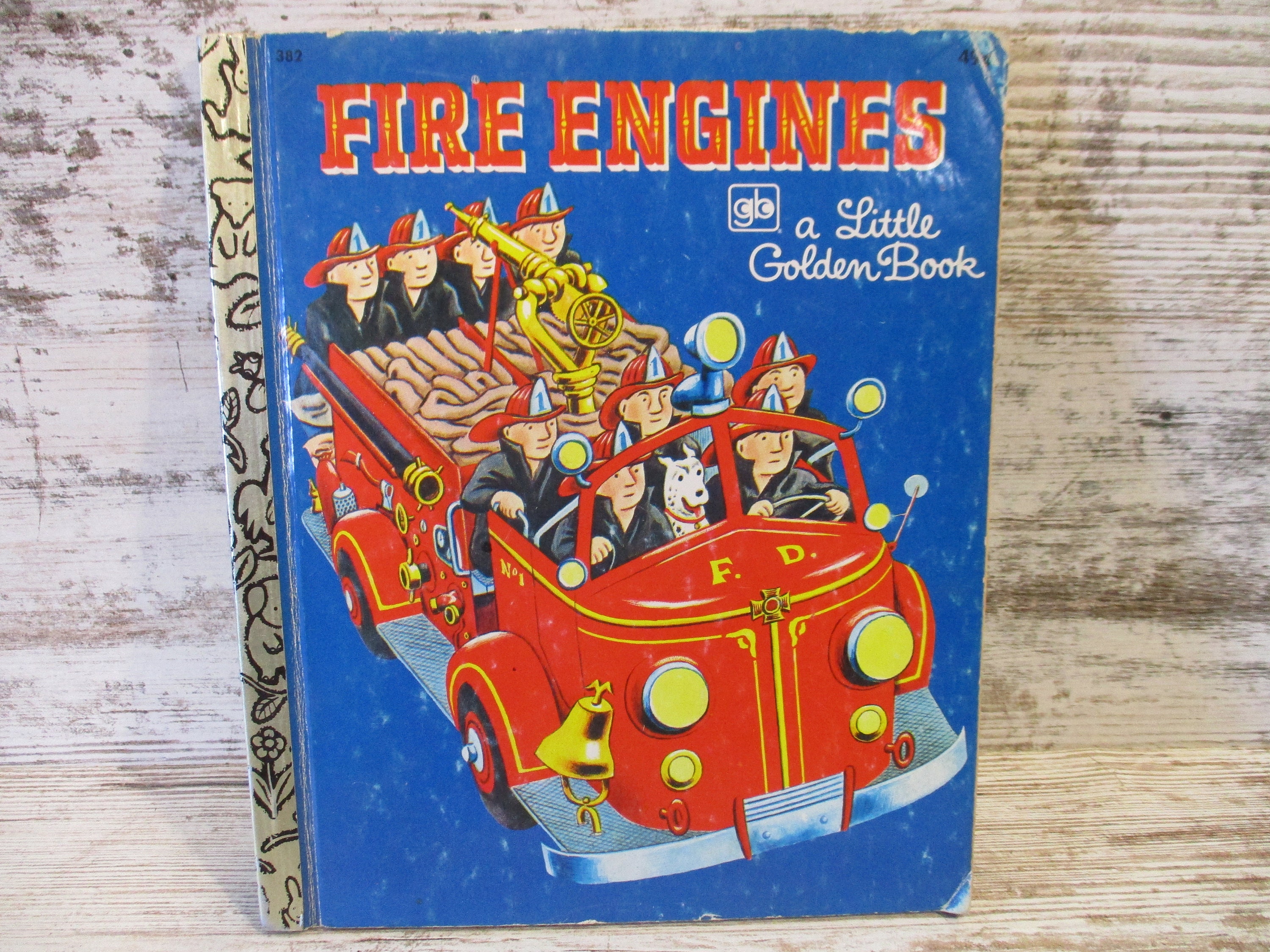 Vintage 1976 Fire Engines Little Golden Book #6049 - Etsy