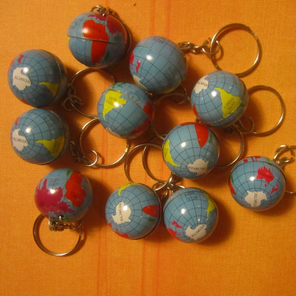 2 Miniature Globe Key Chain World Map Atlas Vintage Travel Gift Keychain Metal Tin Traveler Voyage (#939)