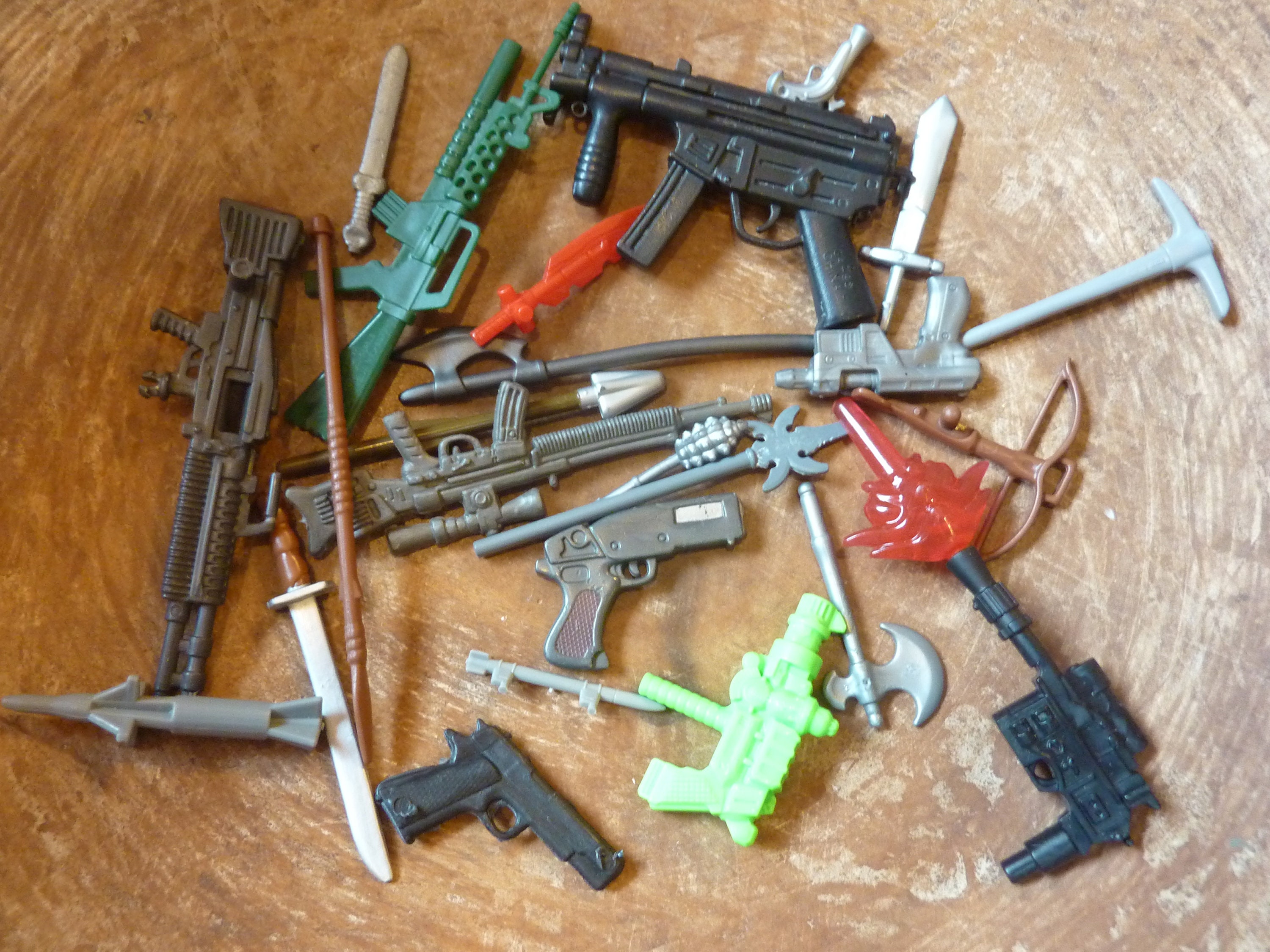 Action figure accessories weapons 2025