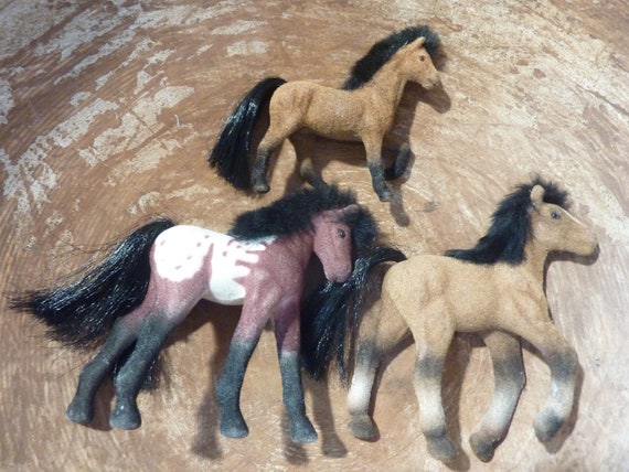 miniature plastic horses