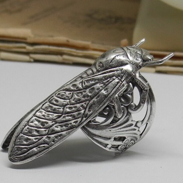 Cicada Ring Gothic Rings Bug Ring Antiqued Silver plated brass Adjustable Steampunk Unisex ring Cocktail ring Statement Ring Beetle