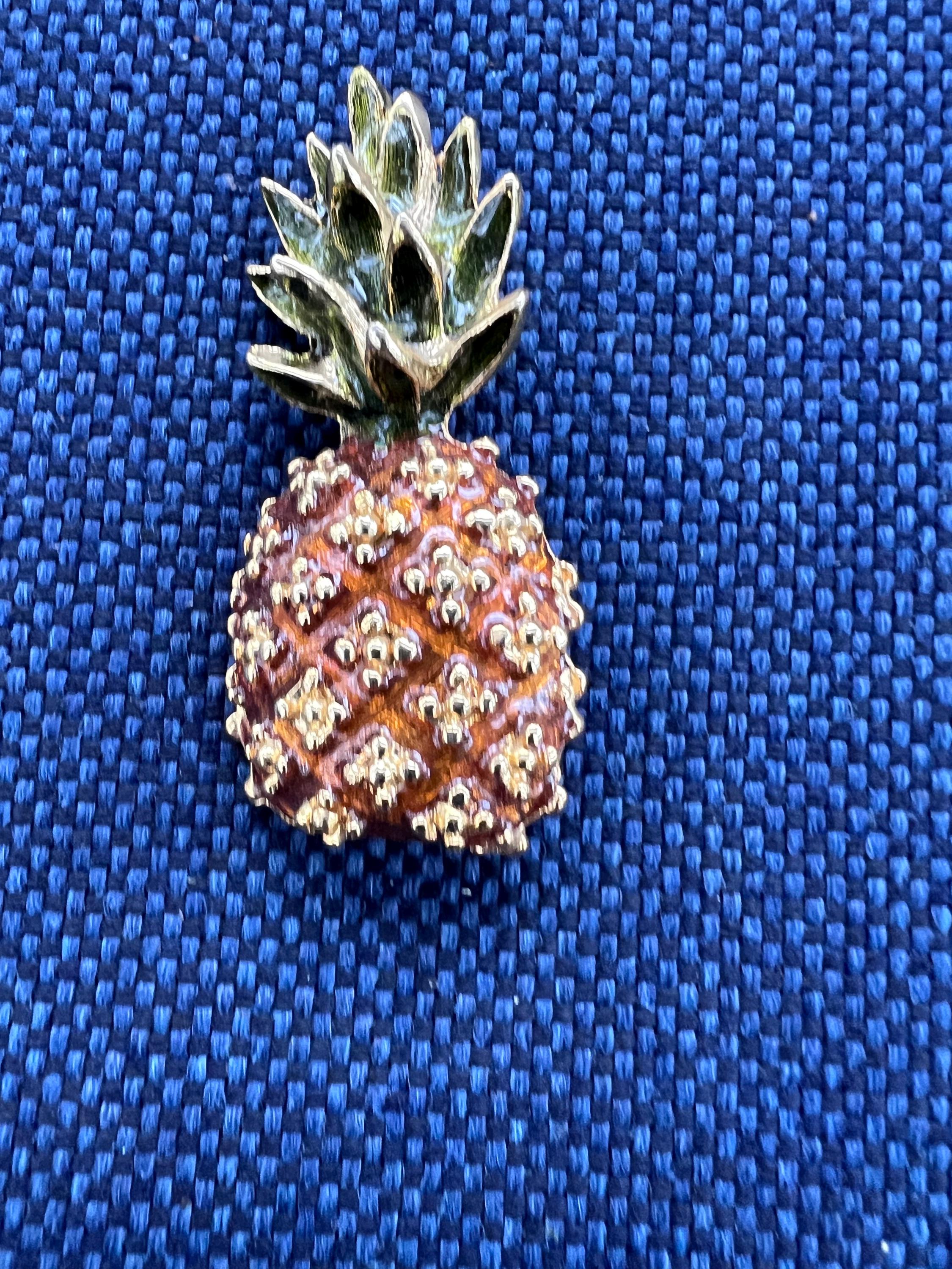Vintage Copper Pineapple Brooch Pin Vintage GIANT Bakelite and Wood PINEAPPLE Pin-Brooch - (3-1  main image 2