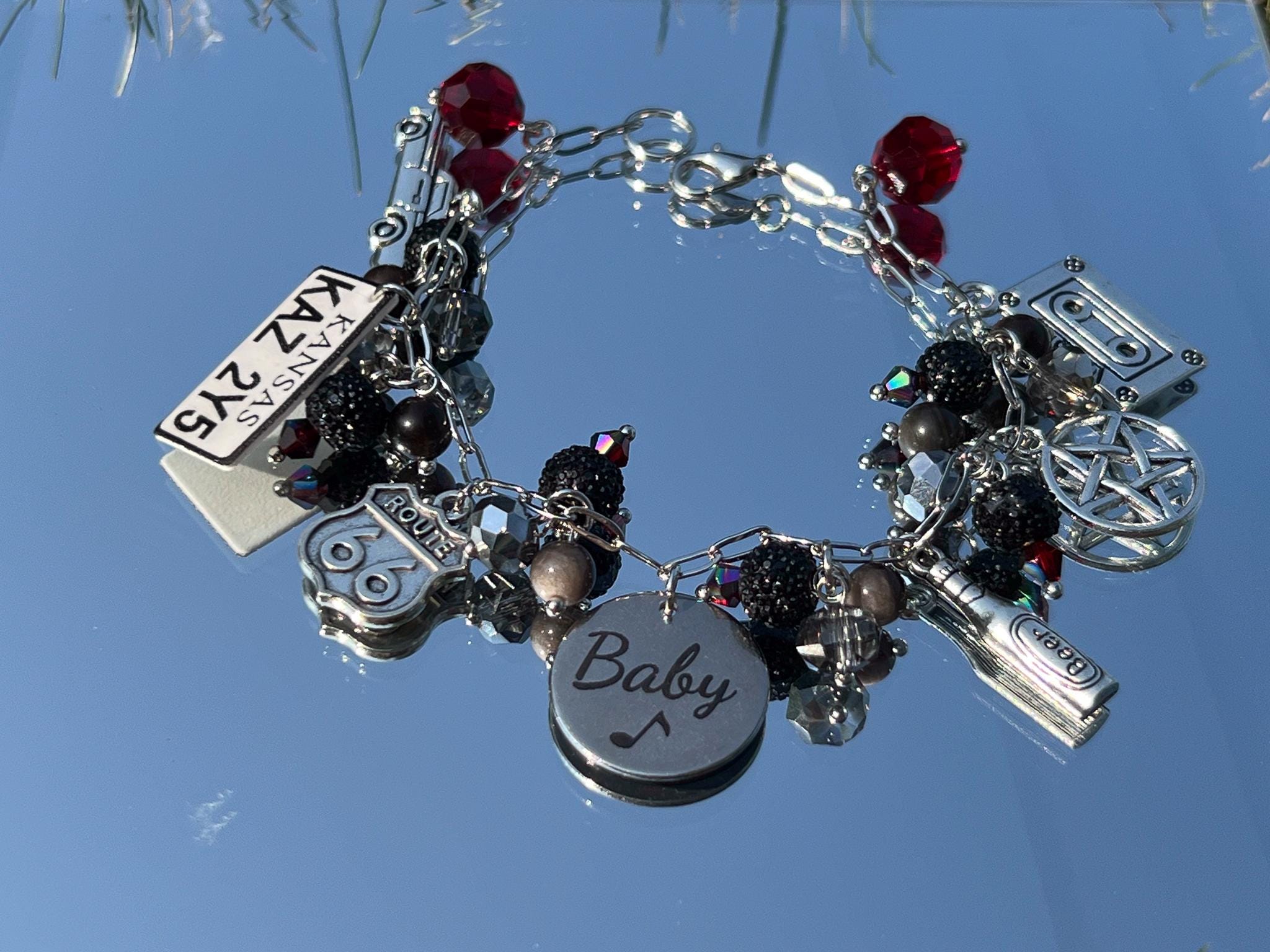 Bracelet KAZ 2Y5 Plaque D’immatriculation Supernatural - Acier Inoxydable - Neuf Avec étiquettes