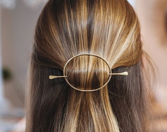 Minimalist Gold Hair Accessories, Brass Hair Clip, Round Barrette Metal Hair Pin, Gold Hair Slide Clip, Handmade Barrette, Great for Bun