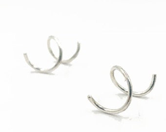 Tiny Hoop Earrings / Dainty Hoop Earrings