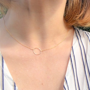 Circle Necklace, Dainty Gold Circle Necklace Choker ,Interlocking Circle Necklace, Best Everyday Necklace, Minimal Outline Charm Choker