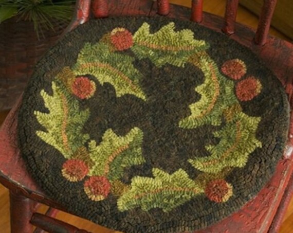Rug Hooking Pattern: - "Holly Time" designed by Renee Nanneman, Needle Love Designs