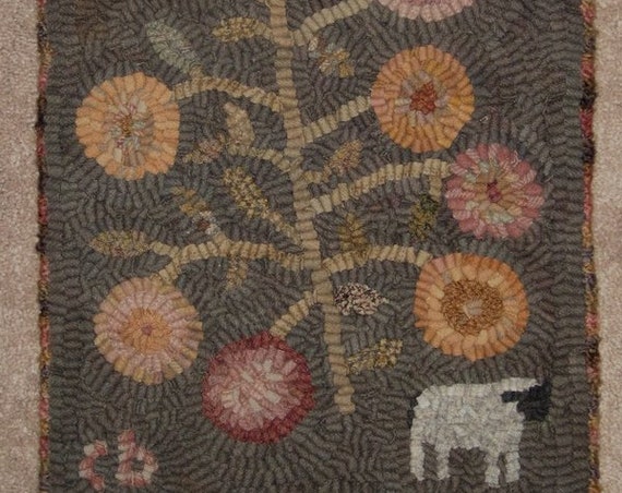 Pattern: Primitive Rug Hooking Pattern - "One Sheep" from Baskets of Wool