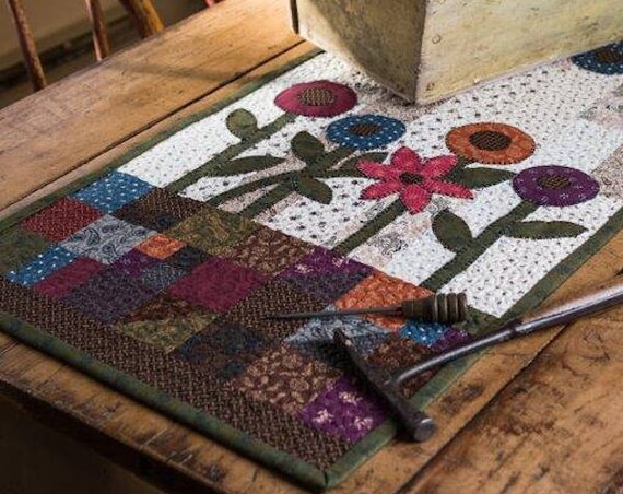 Pattern: Flower Patch Runner Quilt by Jill Shaulis for Kindred Spirits