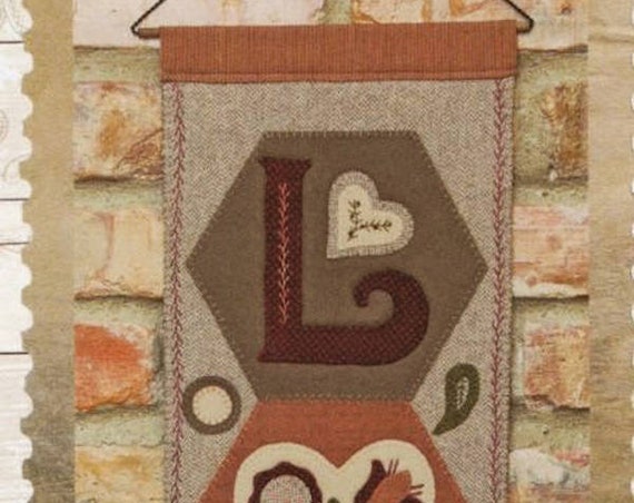 Pattern & Button Kit: A Year of Hexi "WORD" Door Greeters - February "LOVE" by Buttermilk Basin