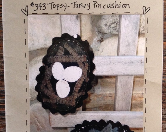 Pattern: Topsy- Turvy Wool Pincushion by Heart to Hand