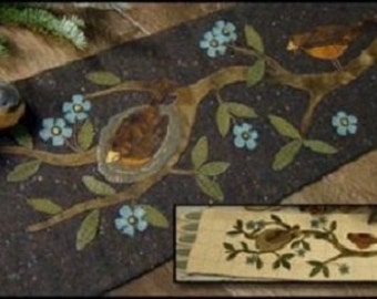 Wool Kit and Pattern: "Patiently Waiting" Table Runner by Primitive Gatherings