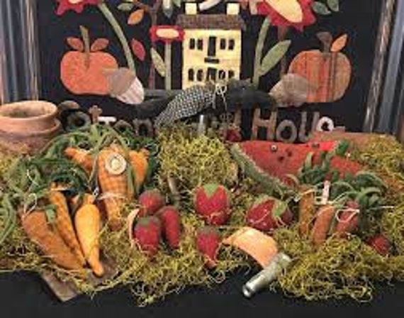 Pattern: "Garden Party" Wool Fruits and Veggies by 1894 Cottonwood House