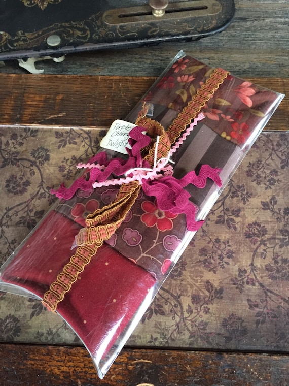 Fabric: Fat Quarter Pillow Pack - Purple Cherry Delight - 4 Cotton Fat Quarters