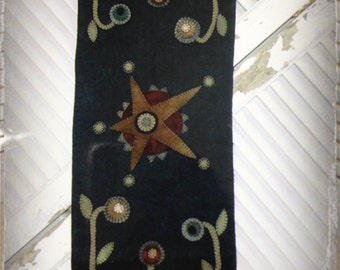 Pattern: Rustic Star Table Runner Wool Applique by Heart to Hand